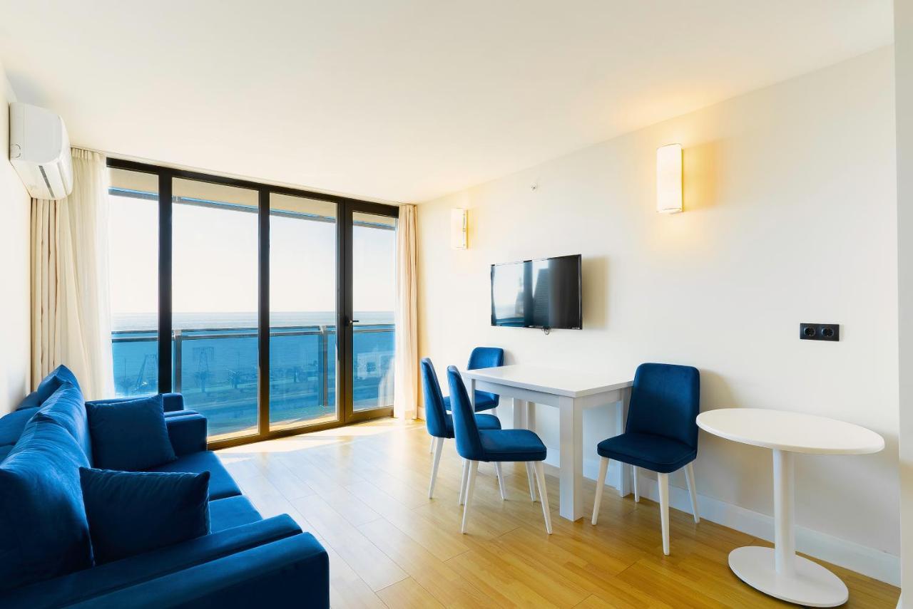 Manco Apartments 巴统 外观 照片