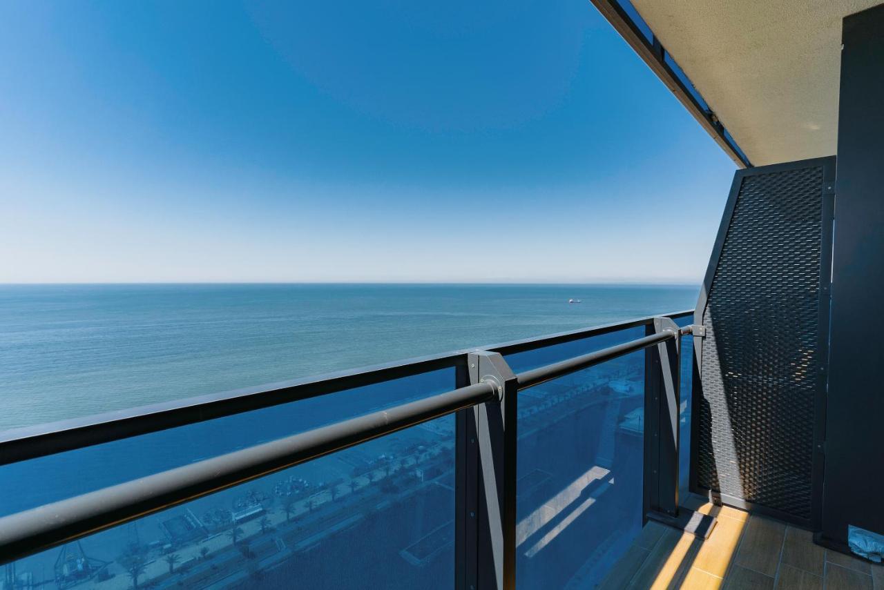 Manco Apartments 巴统 外观 照片